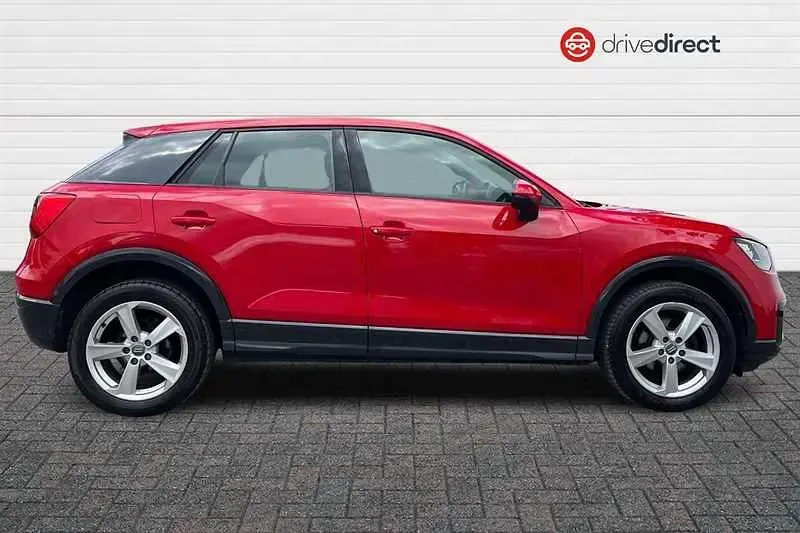 Used Audi Q2 Sport 116 HP (85 kW) 2019 Red SUV