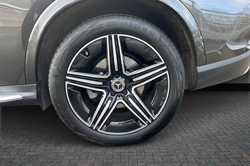 Used Mercedes GLC300 AMG Line Premium 258 HP (189 kW) 2025 Graphite grey Estate