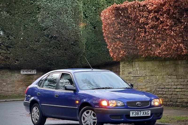 Used Toyota Corolla 2001 Blue Hatchback
