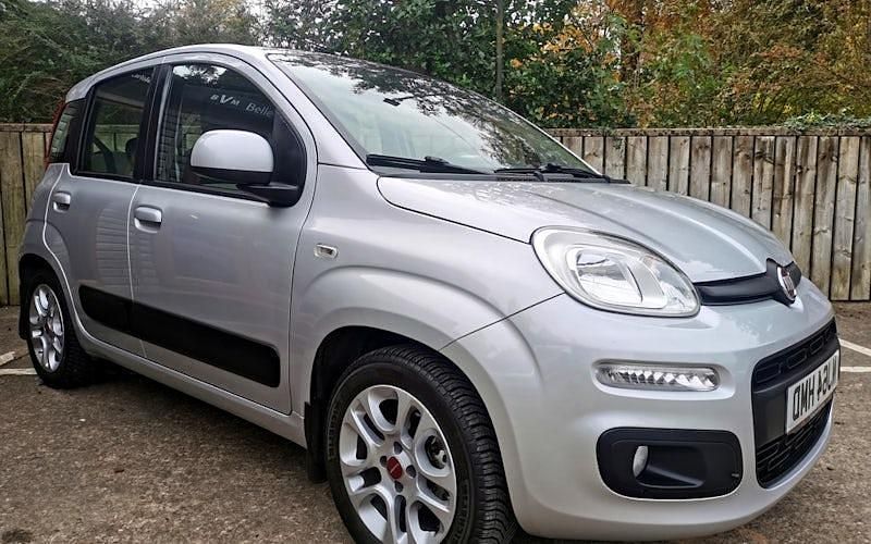 Used Fiat Panda Lounge 86 HP (63 kW) 2020 Hatchback