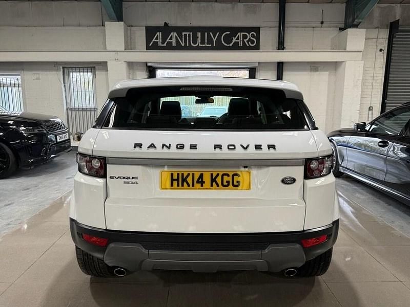 Used Land Rover Range Rover evoque Pure 190 HP (139 kW) 2014 White SUV