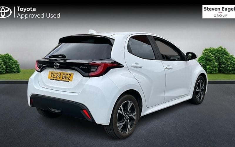 Used Toyota Yaris Hybrid Design 116 HP (85 kW) 2026 Hatchback