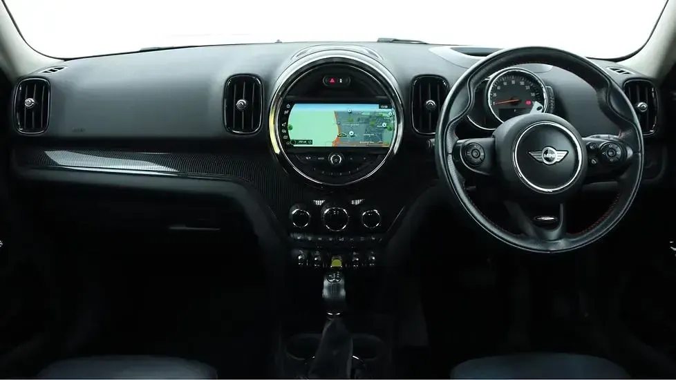 Used Mini Cooper S Countryman 221 HP (162 kW) 2017 Red SUV