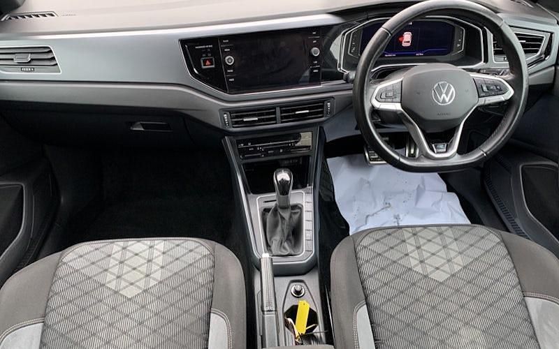 Second-hand VW Polo R-line 116 CP (85 kW) 2025 Gri Hatchback