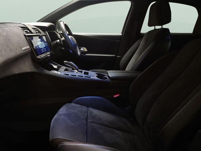 Used DS Automobiles DS7 Crossback Performance Line Plus 131 HP (96 kW) 2022 White SUV