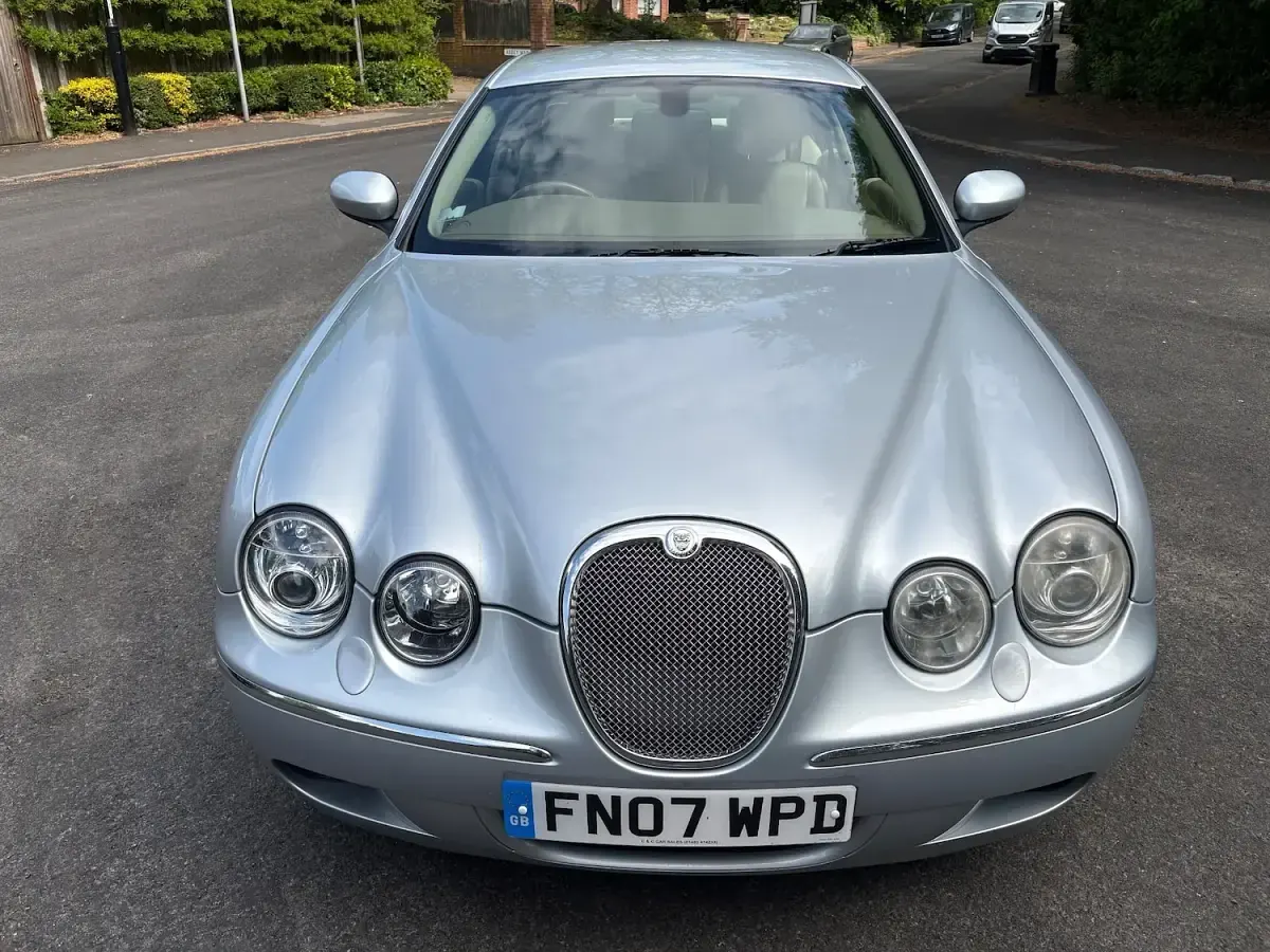 Used Jaguar S-Type SE 207 HP (152 kW) 2007 Silver Sedan