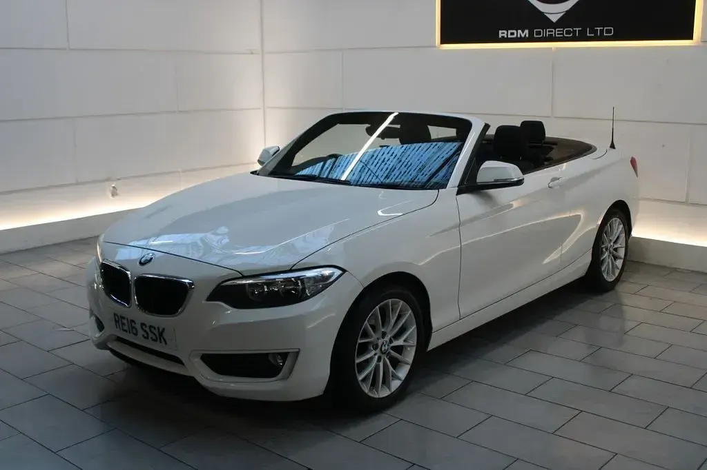 Usado BMW 218 Comfort Edition 136 CV (100 kW) 2016 Blanco Descapotable