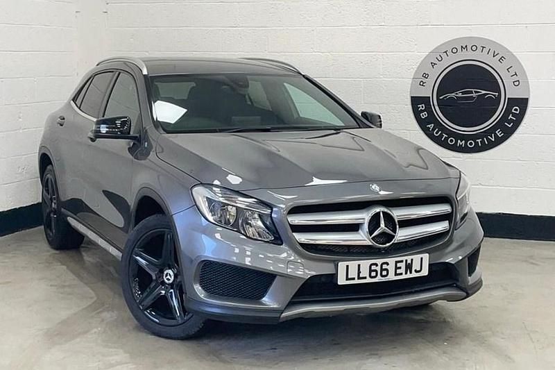 Grey Used 2017 Mercedes GLA200 AMG line SUV | £10,995 (Good price) - Image 1/1