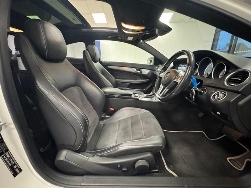 Used Mercedes C220 Sport Edition 170 HP (125 kW) 2014 White Coupe