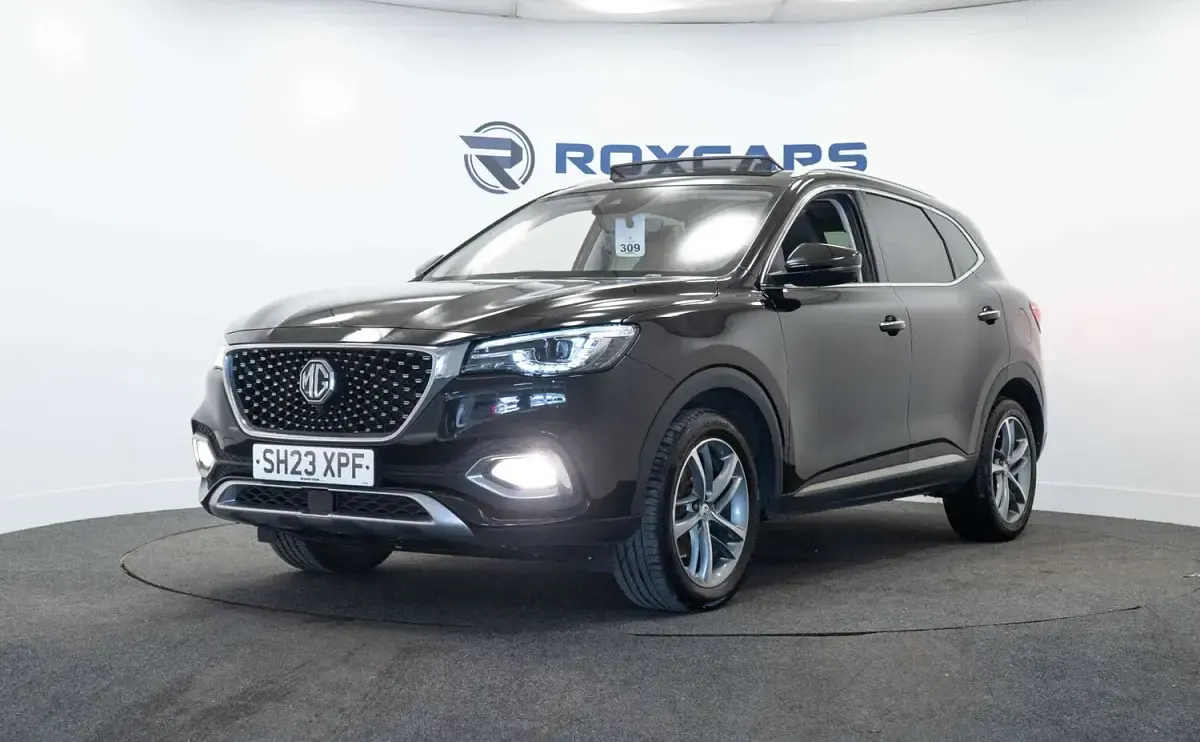 Used MG HS Exclusive 162 HP (119 kW) 2023 Black SUV