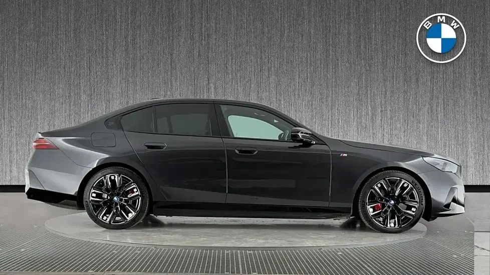 Used BMW i5 Shadowline 436 kW (593 HP) 2024 Grey
