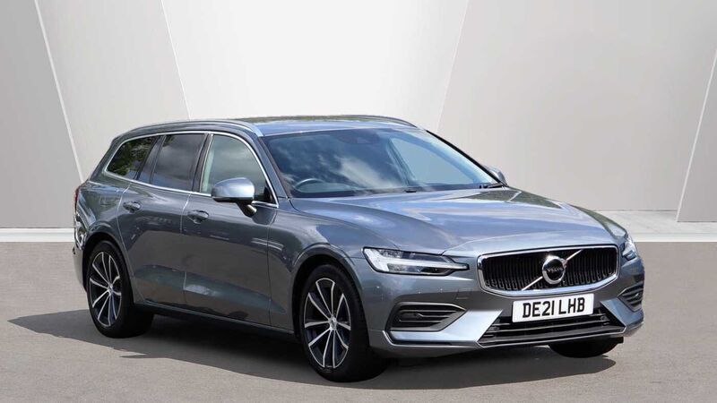 Used 2021 Volvo V60 Momentum Estate | £24,850 (A bit pricey) - Image 1/3
