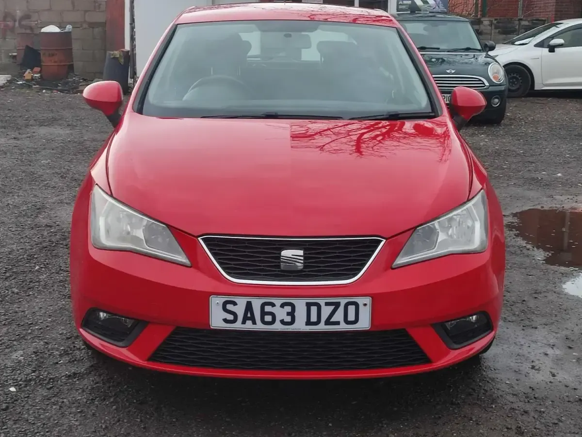 Usado Seat Ibiza 2013 Rojo Utilitario
