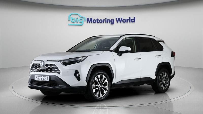 Used Toyota RAV4 Hybrid 219 HP (161 kW) 2022 SUV