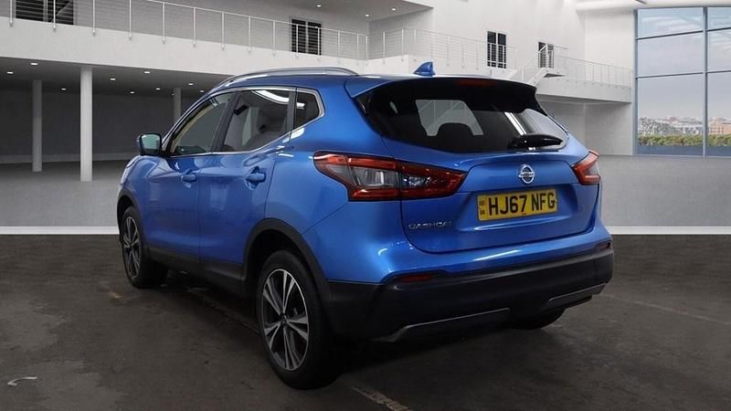 Used Nissan Qashqai N-Connecta 2017 Vivid blue SUV