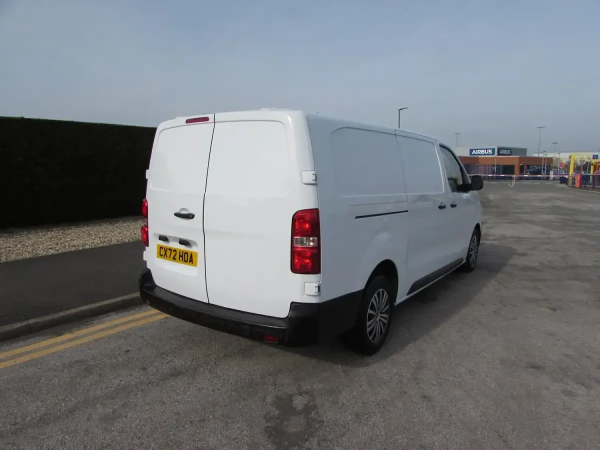 Used Fiat Scudo 145 HP (106 kW) 2022 White Van