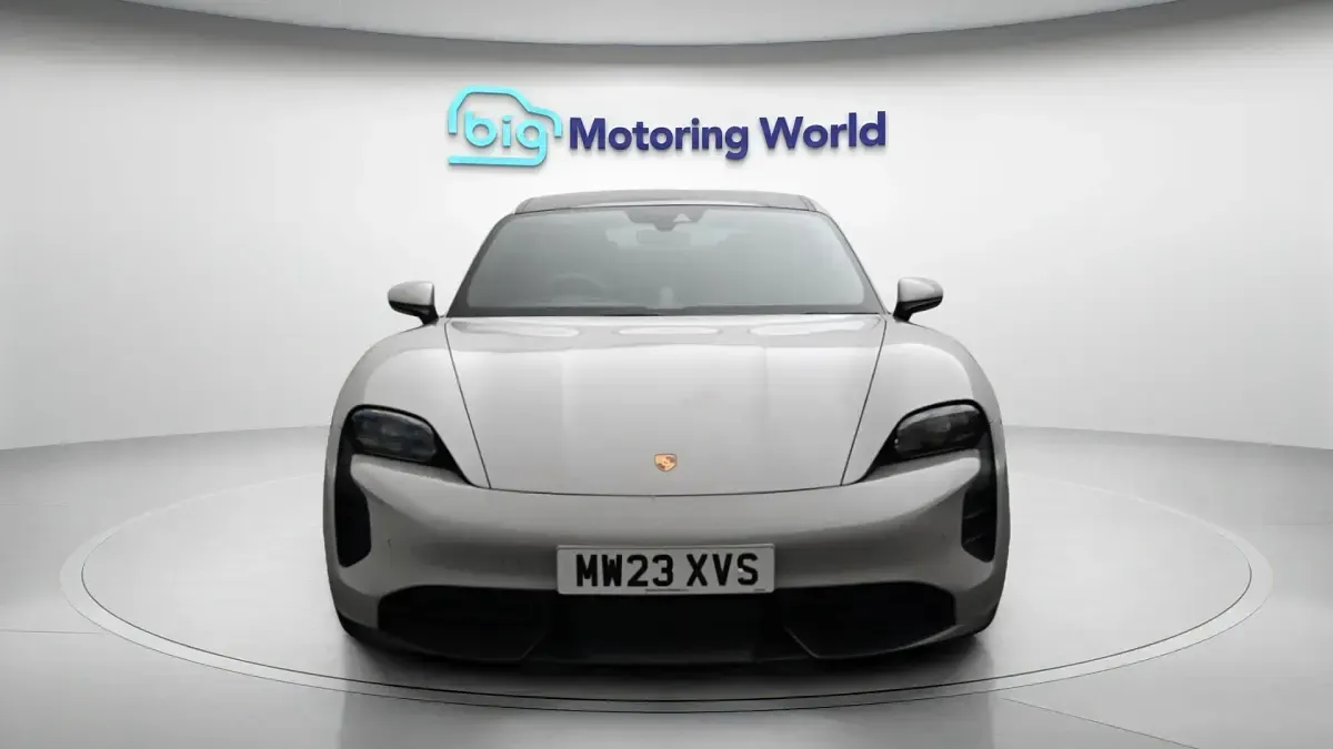 Used Porsche Taycan Performance Package 433 kW (590 HP) 2023 Sedan