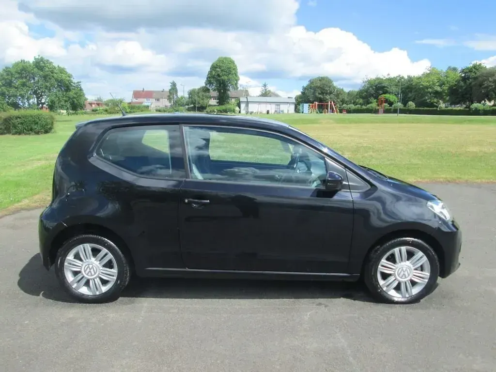 Used VW up! high up! 75 HP (55 kW) 2016 Black Hatchback
