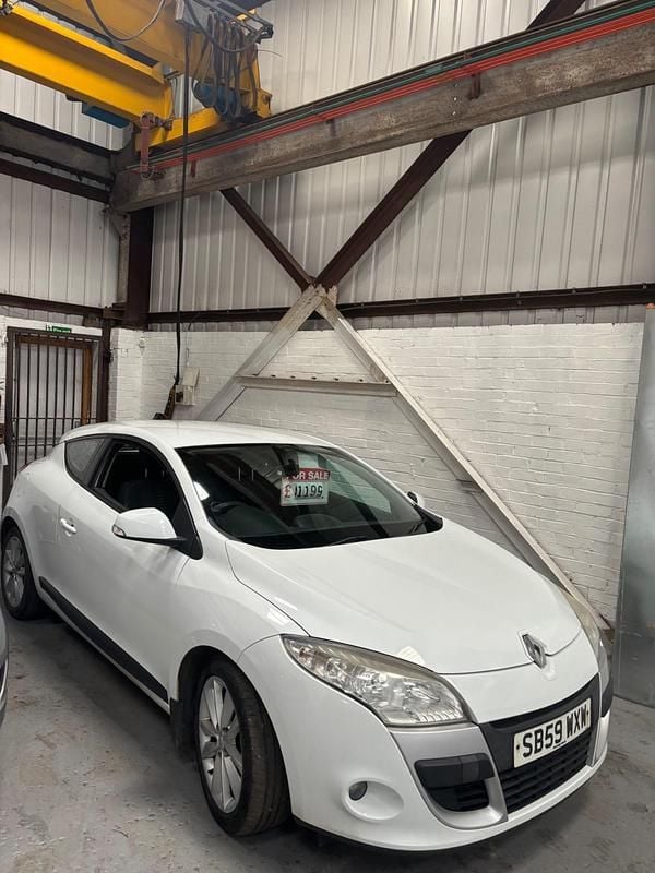 Used Renault Mégane Coupé Expression 2010 White Coupe