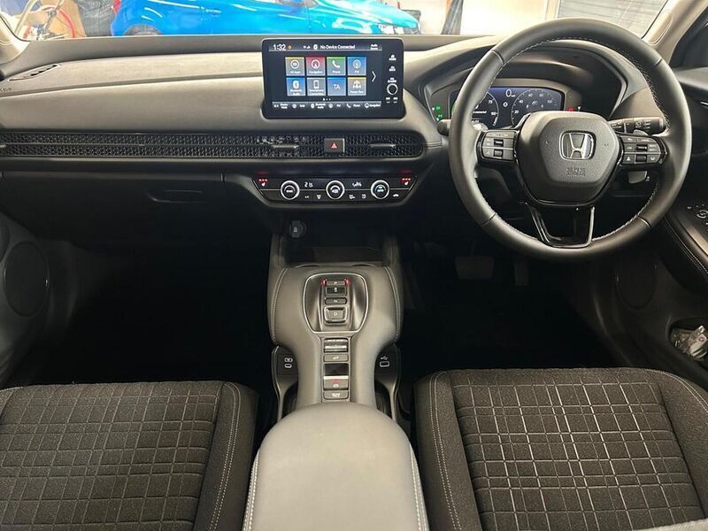 New Honda ZR-V Elegance 184 HP (135 kW) 2025 White SUV