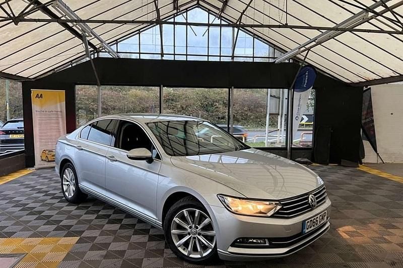 Silver Used 2016 VW Passat Business Sedan | £8,495 (Good price) - Image 1/1
