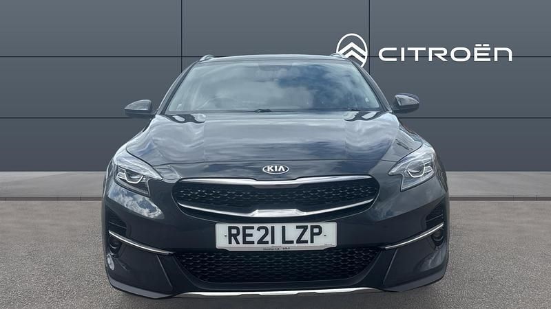 Usado Kia XCeed 120 CV (88 kW) 2021 Gris SUV