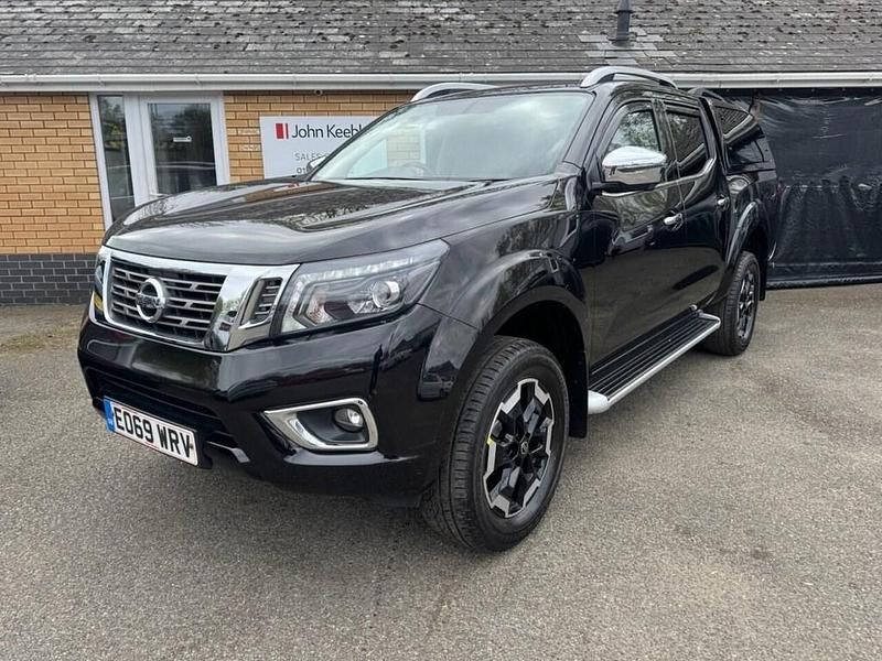 Used Nissan Navara Tekna 190 HP (139 kW) 2019 Black Pickup
