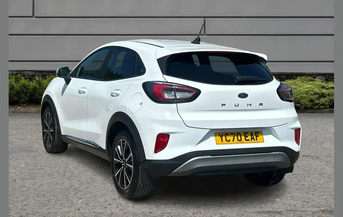 Used Ford Puma Titanium 123 HP (90 kW) 2020 White SUV