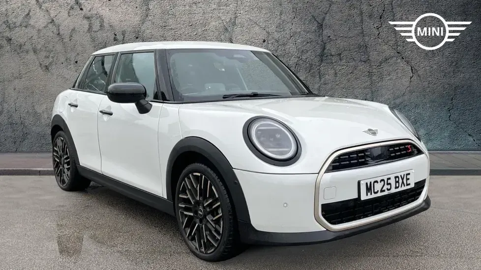 Usado Mini Cooper S Hatch 201 HP (147 kW) 2025 Branco Citadino
