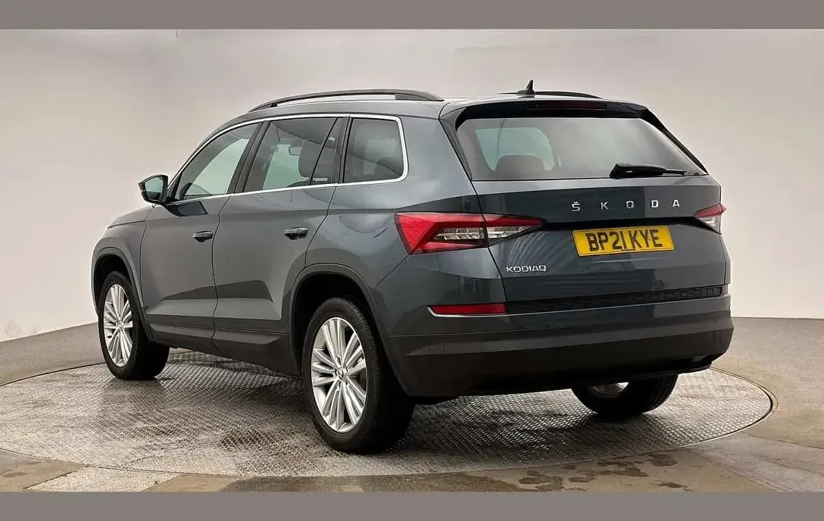 Used Skoda Kodiaq SE L 150 HP (110 kW) 2021 Quartz grey metallic SUV