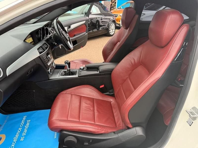 Used Mercedes C250 Sport Edition 2011 White Coupe