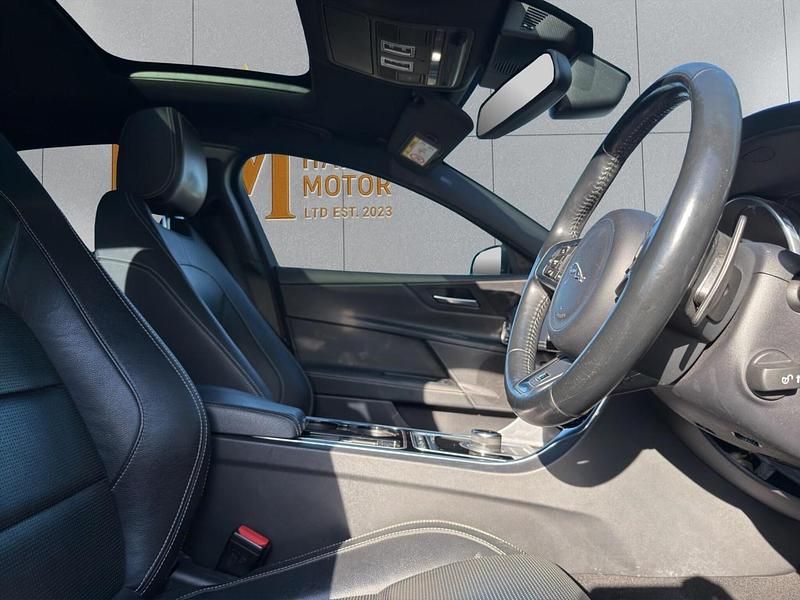 Used Jaguar XE R-Sport 2016 Blue Sedan