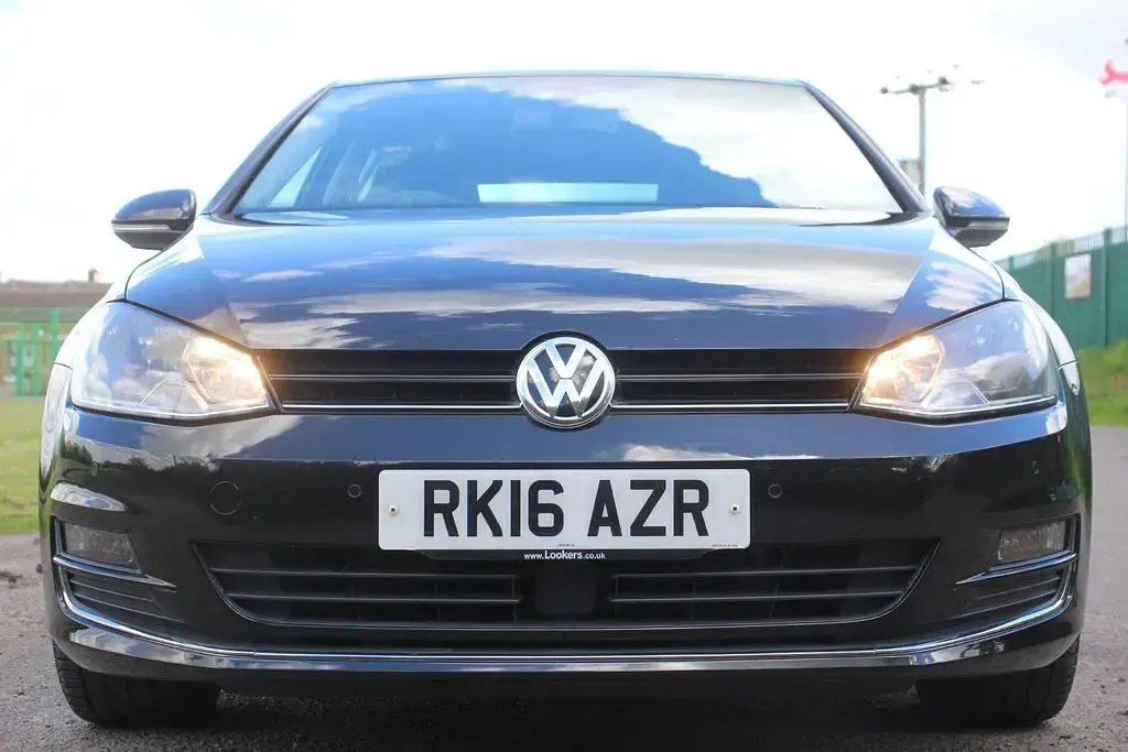 Usado VW Golf VII GT 150 HP (110 kW) 2016 Preto Citadino