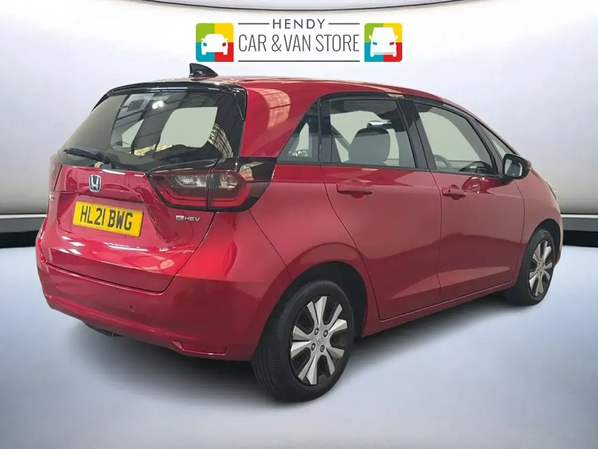 Used Honda Jazz Hybrid 109 HP (80 kW) 2021 Premium plus paint  crystal red Hatchback