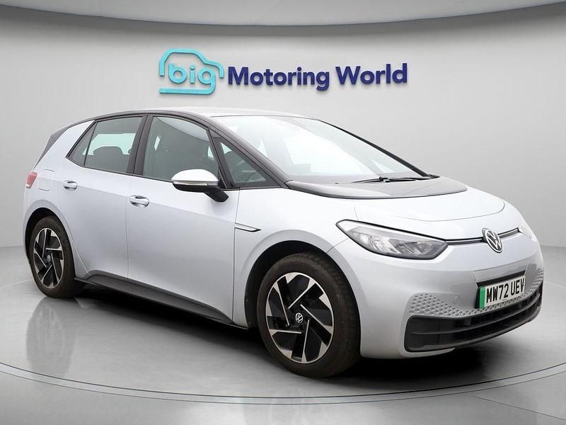 Silver Used 2022 VW ID.3 Pure Hatchback | £14,300 (Fair price) - Image 1/4