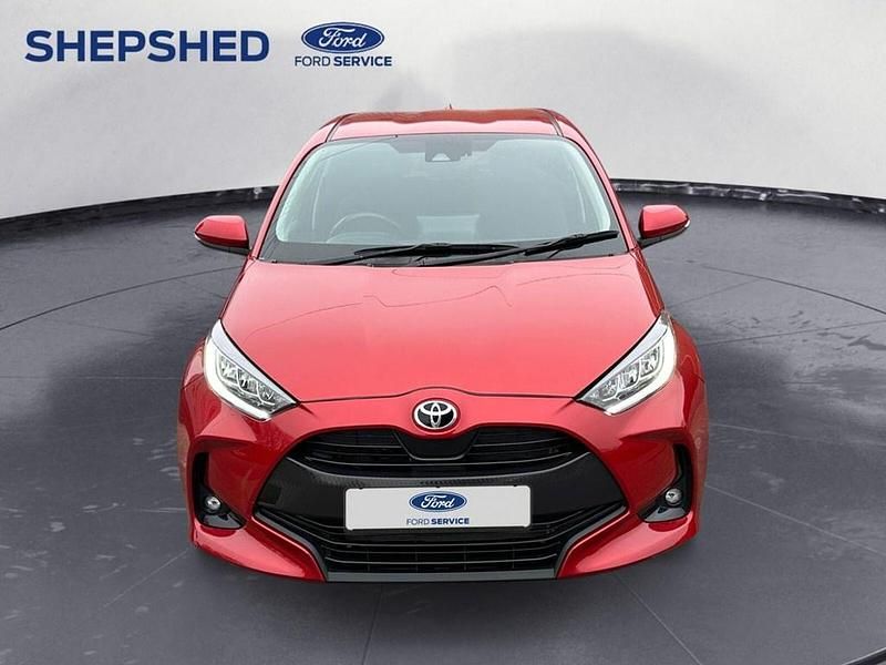 Used Toyota Yaris Hybrid Design 2023 Red Hatchback