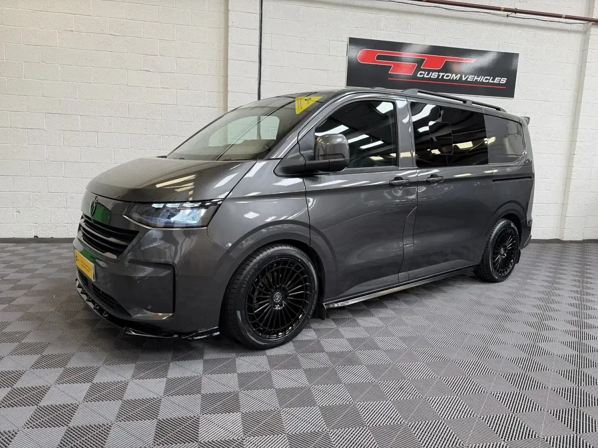 Used VW T7 Pro 150 HP (110 kW) 2025 Grey Van