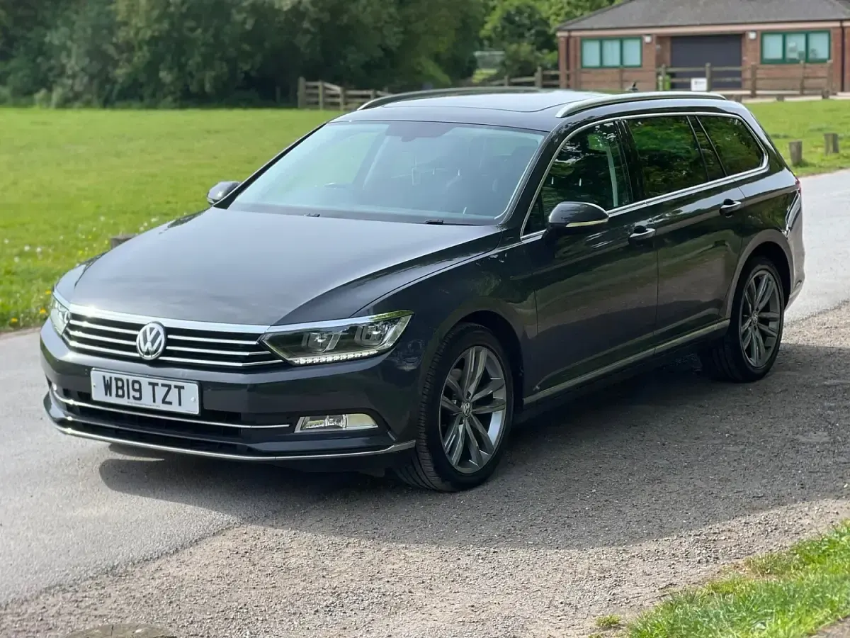 Used VW Passat GT 150 HP (110 kW) 2019 Grey Estate