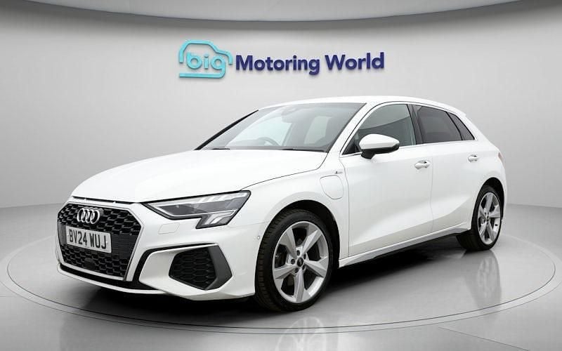 Used Audi A3 Sportback e-tron S-Line 204 HP (150 kW) 2025 Hatchback