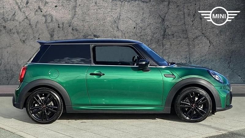 Used Mini Cooper Hatch 134 HP (98 kW) 2023 Green Hatchback