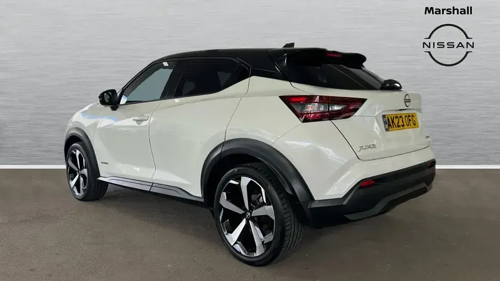 Used Nissan Juke Tekna 143 HP (105 kW) 2023 White SUV