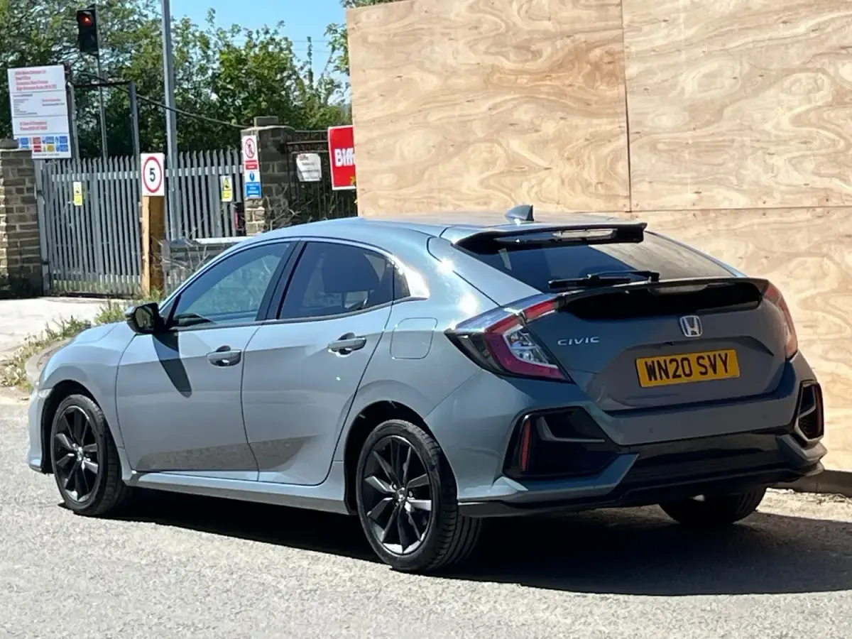 Used Honda Civic SR 120 HP (88 kW) 2020 Grey Hatchback
