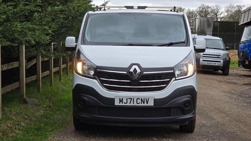 Used Renault Trafic Business 2021 White MPV