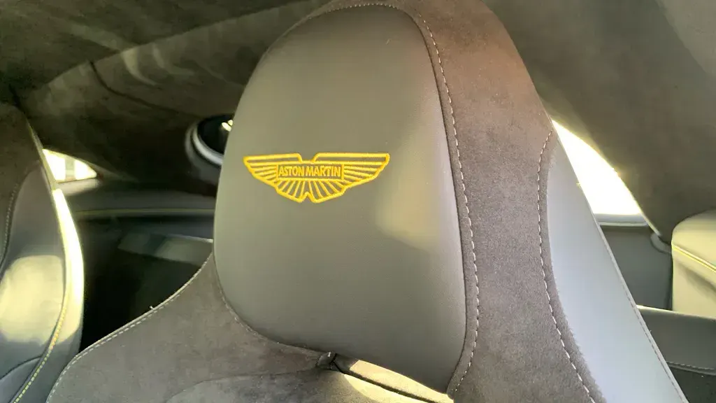 New Aston Martin Vantage 655 HP (481 kW) 2025 Black Coupe
