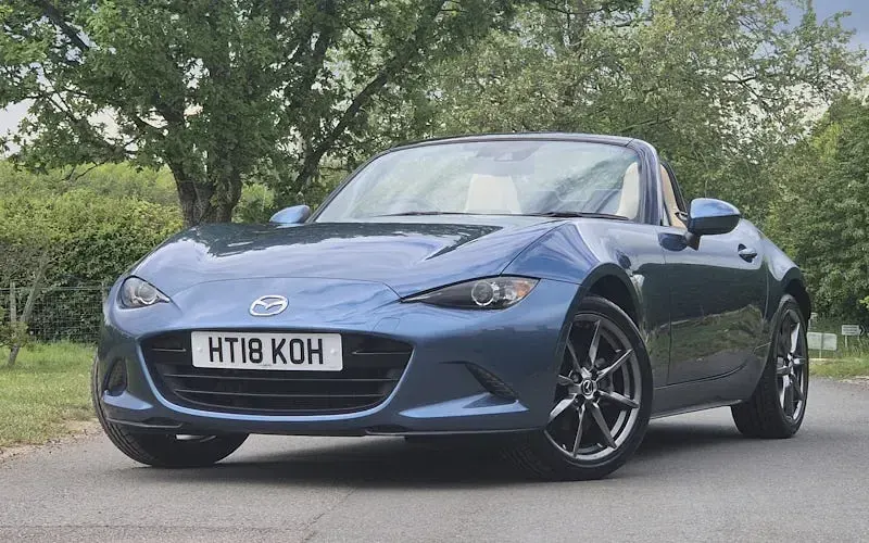 Usado Mazda MX5 Inclusive 160 HP (117 kW) 2018 Cabrios