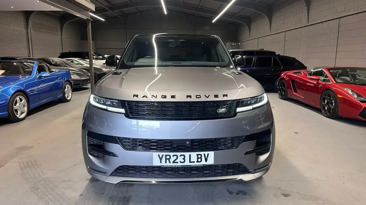 Second-hand Land Rover Range Rover Sport SE Dynamic 300 CP (220 kW) 2023 Gri SUV