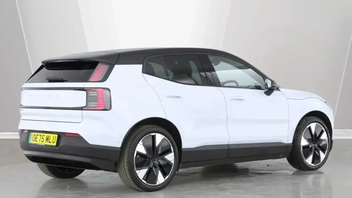 Used Volvo EX30 Performance 310 kW (422 HP) 2025 SUV