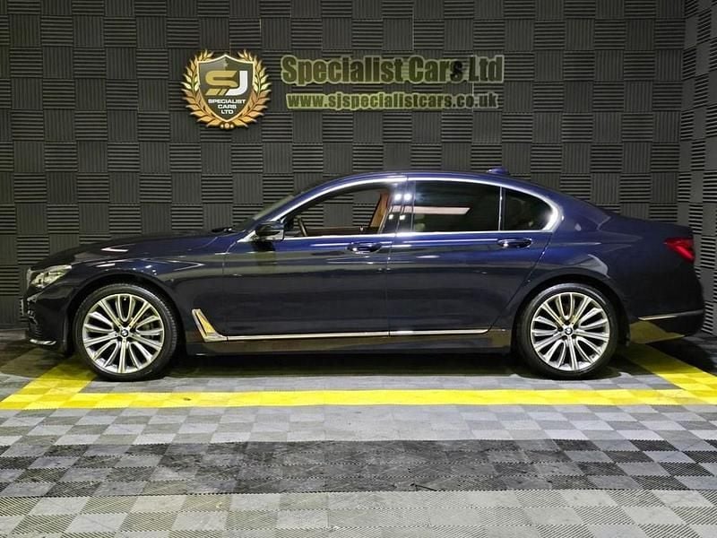 Used BMW 740 Comfort Edition 320 HP (235 kW) 2016 Blue Sedan