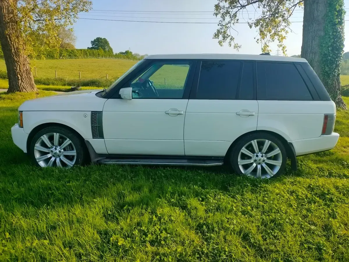 Used Land Rover Range Rover Vogue 2008 White SUV