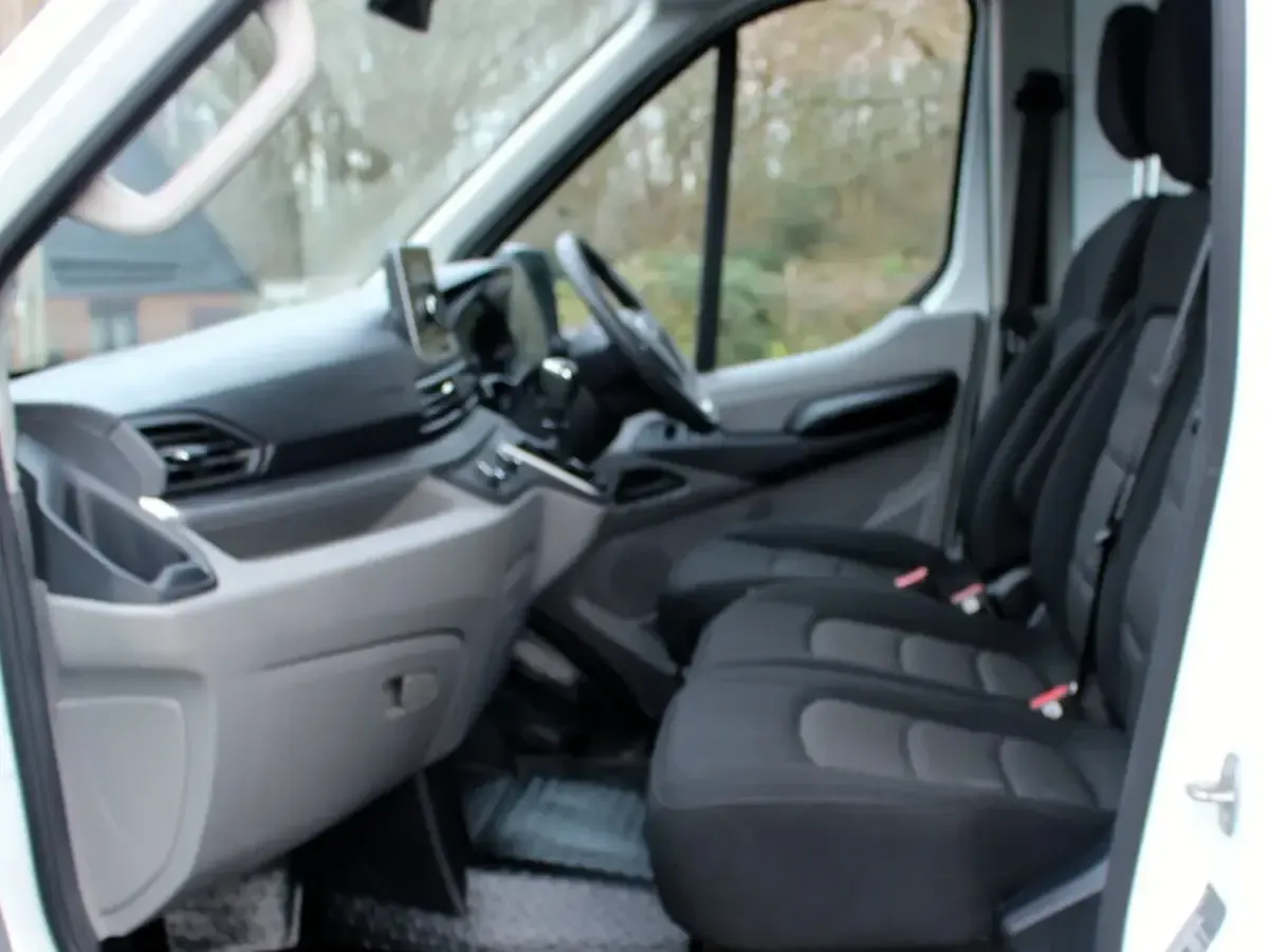 Used Maxus V90 163 HP (119 kW) 2023 White Van